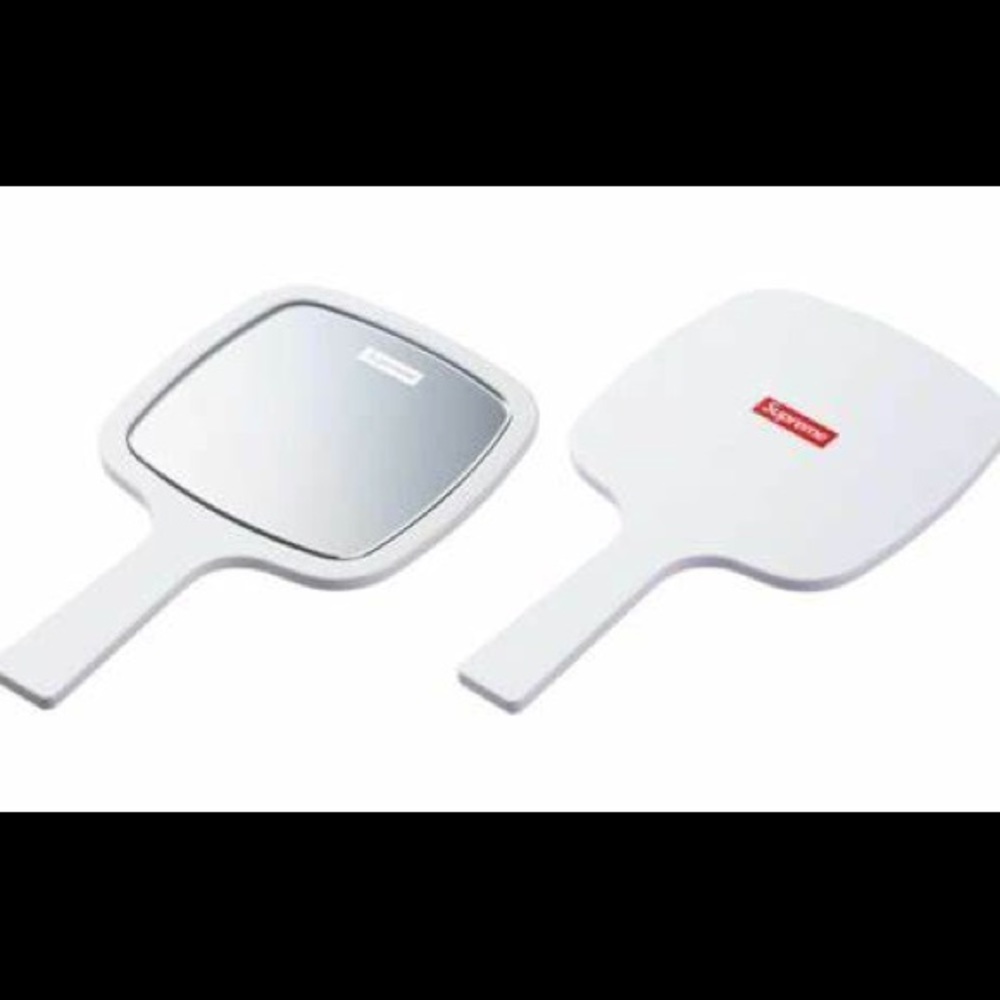 Supreme Hand Mirror